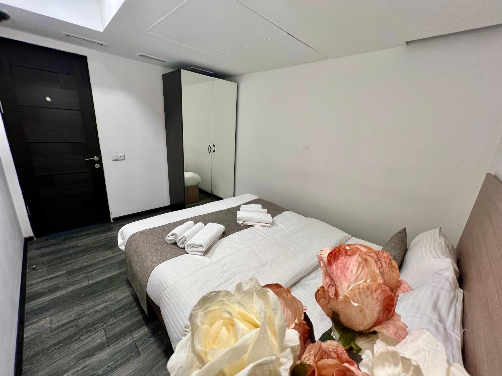 Yvn Tumanyan Apart-Hotel Ереван Экстерьер фото