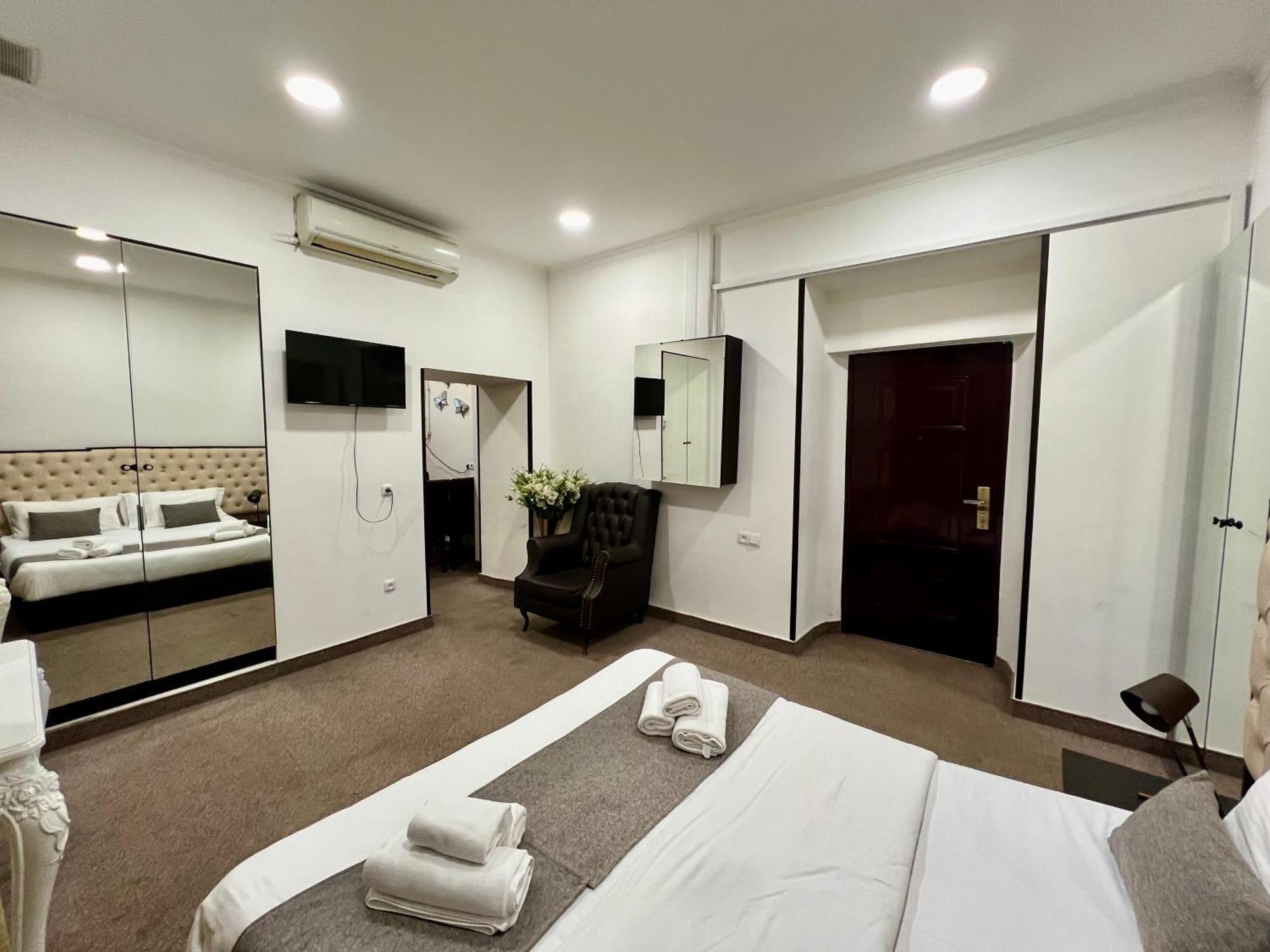Yvn Tumanyan Apart-Hotel Ереван Экстерьер фото