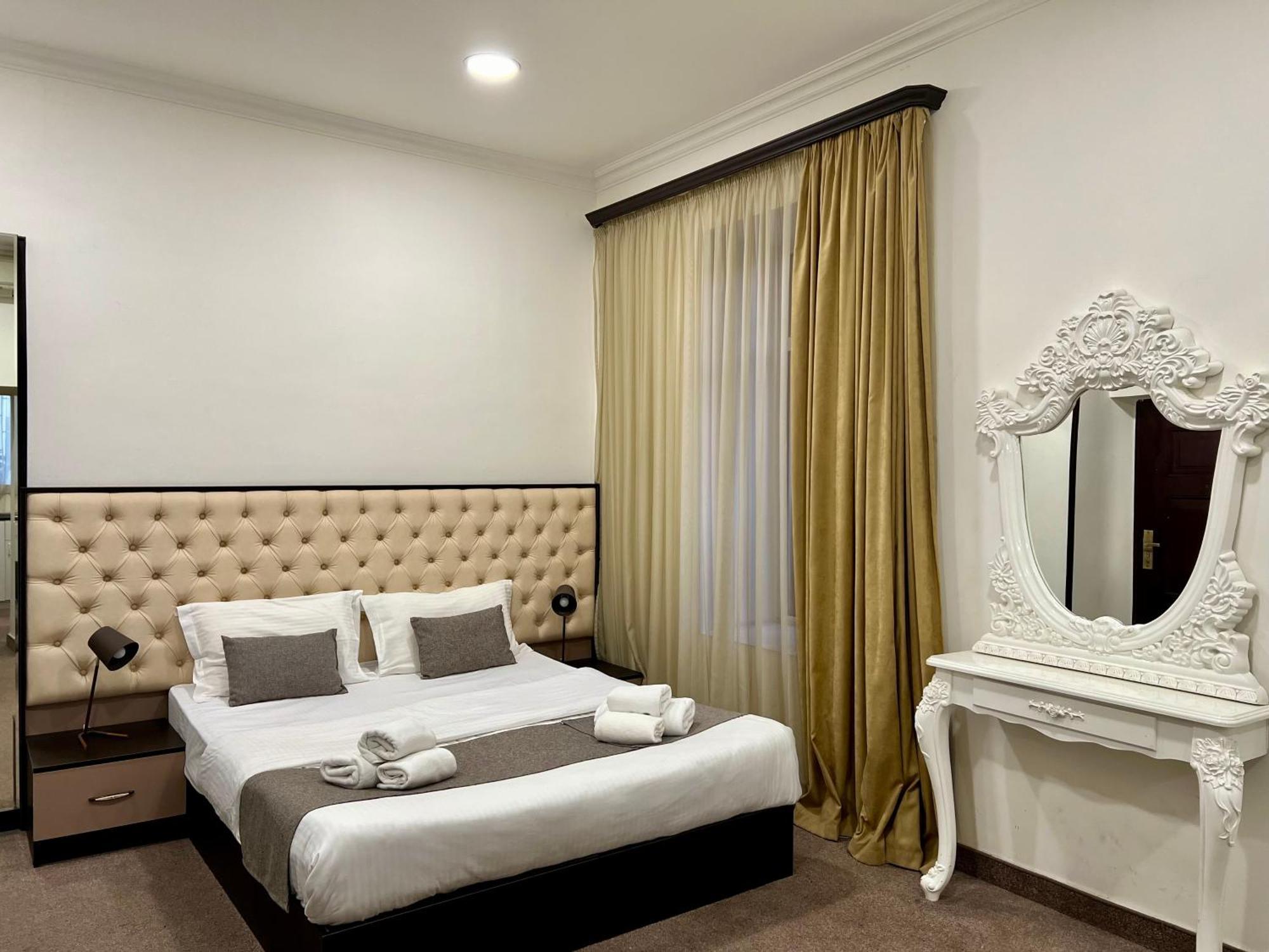 Yvn Tumanyan Apart-Hotel Ереван Экстерьер фото